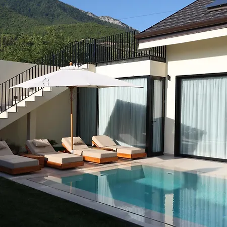 Villa Sol Lumiere Priska e Madhe